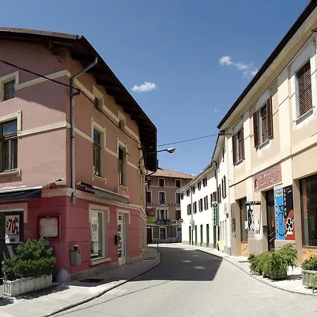 Appartement The Soca House Tolmin Extérieur photo